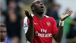 Sol Campbell gia nhập Newcastle 